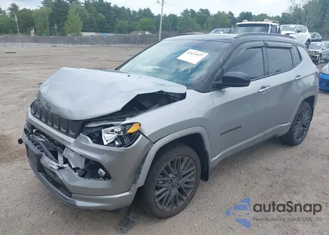 2022 Jeep Compass High Altitude 4X4 z USA, uszkodzony, nr VIN 3C4NJDCB3NT158317